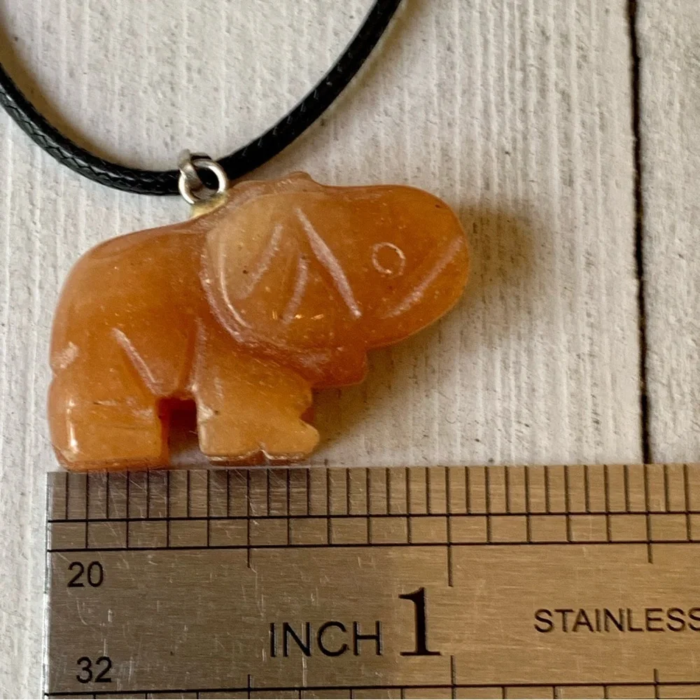 Orange Aventurine Lucky Elephant Crystal Pendant Necklace Adjustable Chain 20